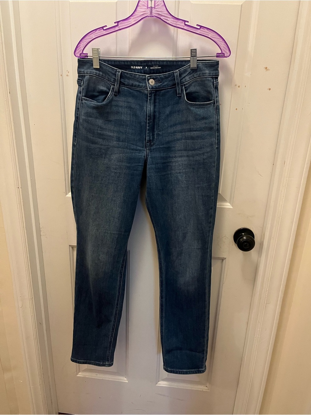 LIKE NEW Old Navy High-Rise WOW Straight Jeans - Size 8
